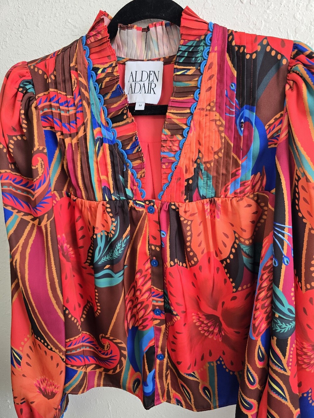 Alden Adair Colorful Floral Paisley Peacock Pleated Blouse Size Medium - Picture 4 of 7